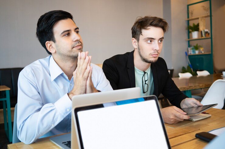 10 QUESTIONS TO ASK WHEN HIRING A MOBILE APP DEVELOPER - App Maisters